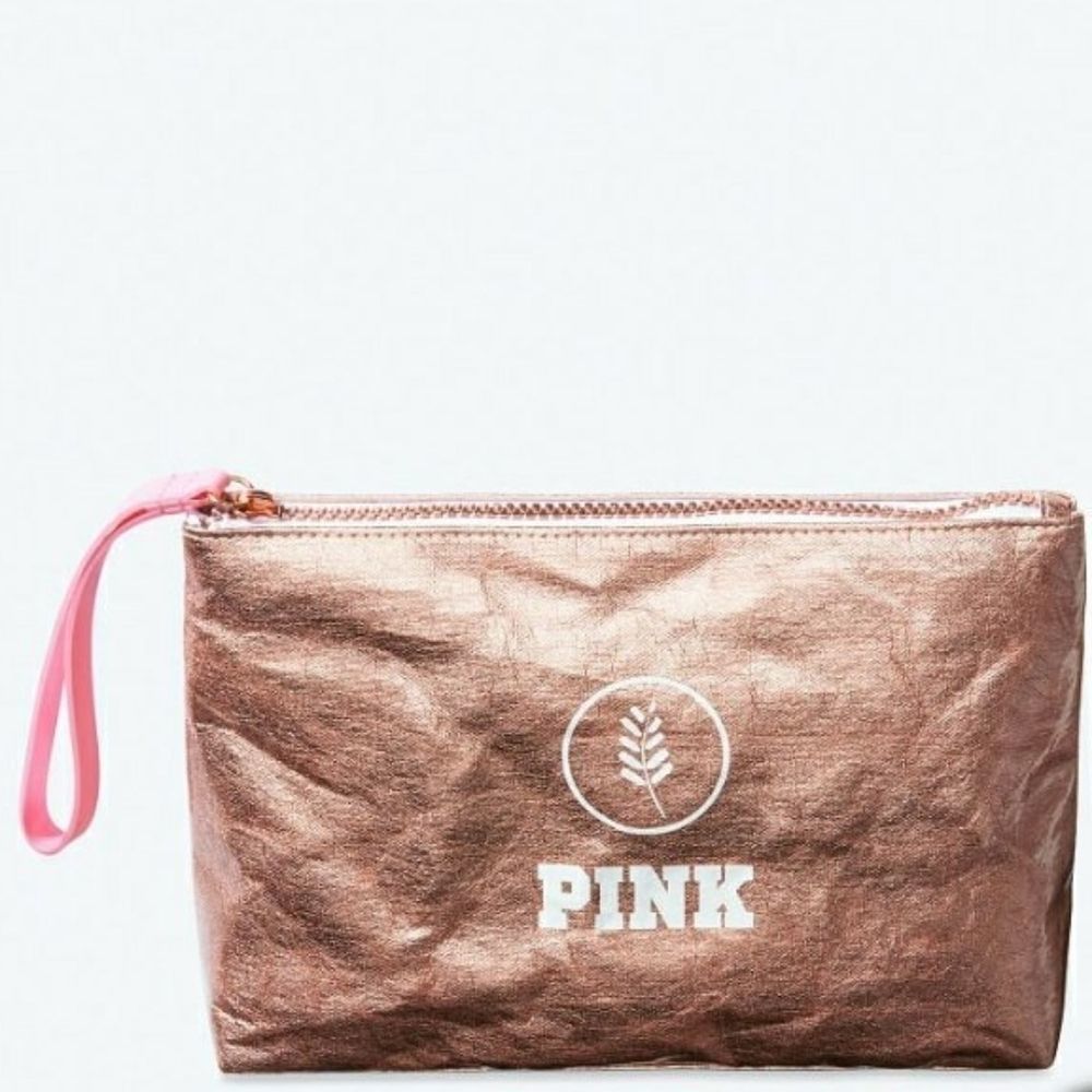🆕️IOP VS Pink Beauty Bag in rose Gold!